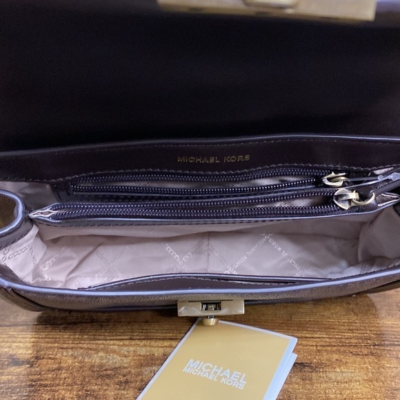 Michael Kors Soho Leopard Large Chain Studded Shoulder Bag Quiet Luxury Mobwife - Picture 14 of 16